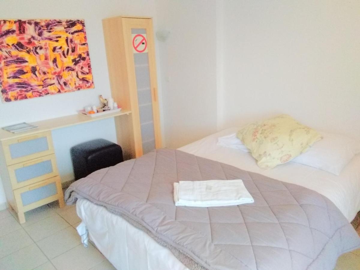 Auberge Villa Montaleigne Saint-Laurent-du-Var Bagian luar foto