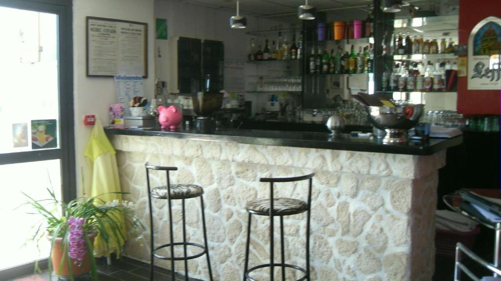 Auberge Villa Montaleigne Saint-Laurent-du-Var Bagian luar foto